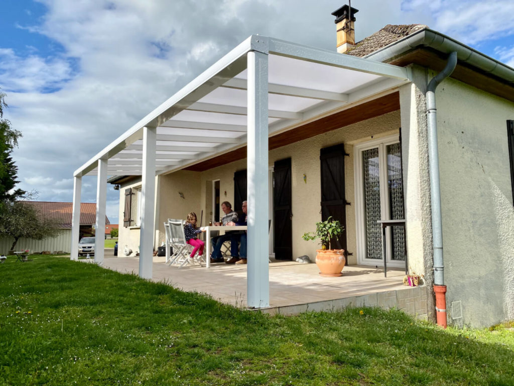 Pergola en alu sur-mesure à Beire-le-Châtel