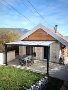 abri de terrasse fixe aluminium et polycarbonate a gex 1 1