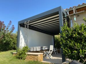 pergola alu toile retractable pouilly le monial 2 1