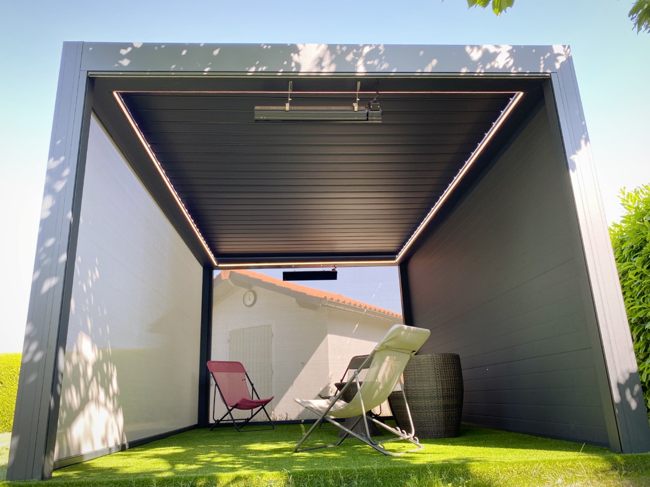 pergola bioclimatique aluminium brignais