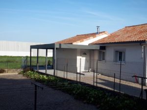 carport à toit plat en aluminium - annonay