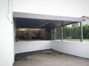 un carport aluminium adosé à lausanne en suisse