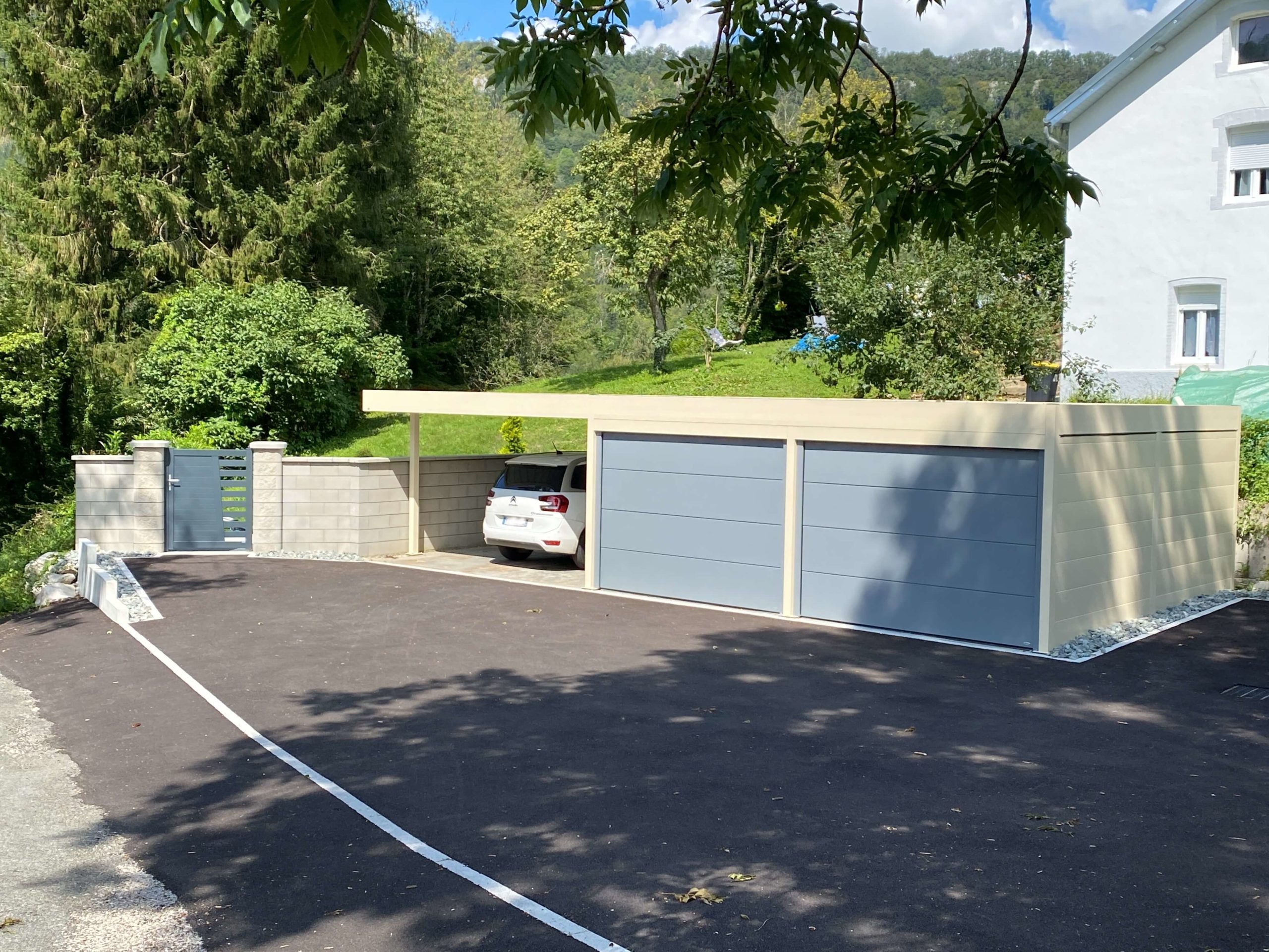 carport-alu-sur-mesure-pont-de-roide