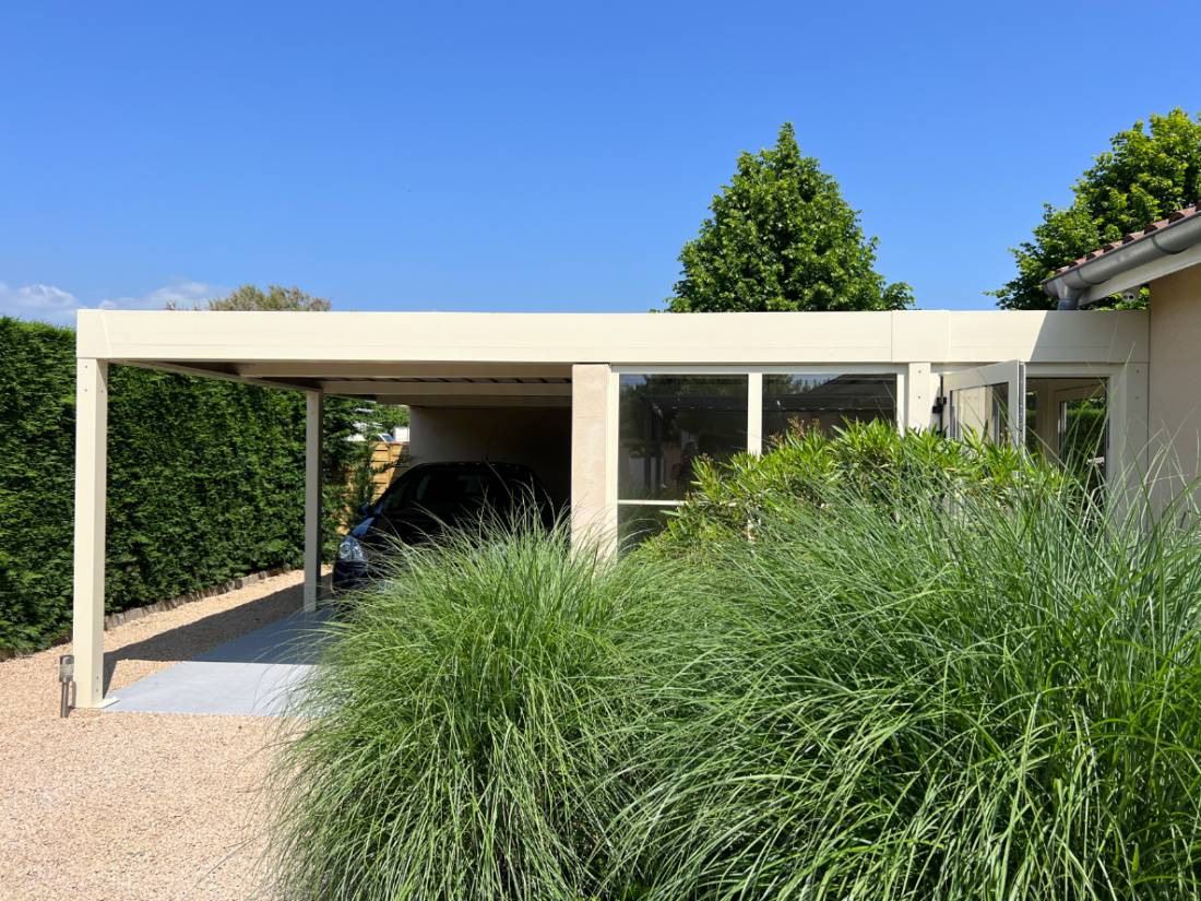 carport-alu-une-place-avec-box-fermé-saint-georges-de-reneins