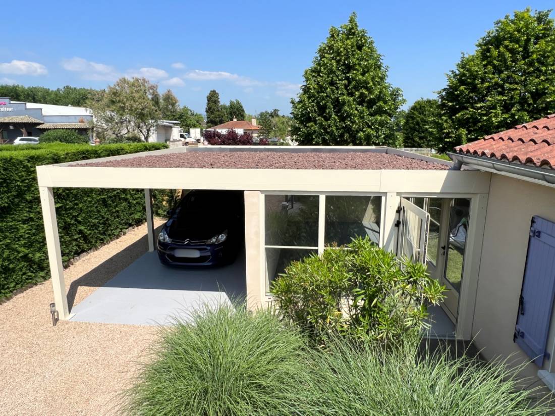 carport-une-voiture-toit-végétalisé-saint-georges-de-reneins