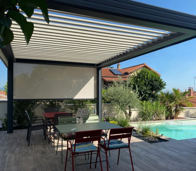 pergola bioclimatique aluminium lames orientables montbrison