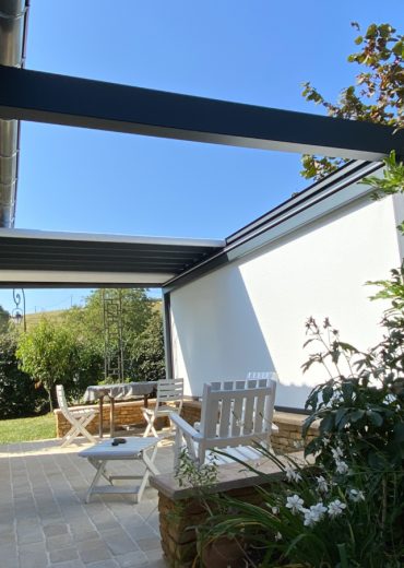 pergola toile rétractable aluminium pouilly-le-monial